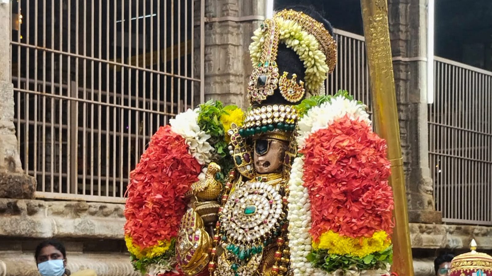 ஸ்ரீரங்கம் வைகுண்ட ஏகாதசி விழா – பகல்பத்து திருவிழா தொடங்கியது