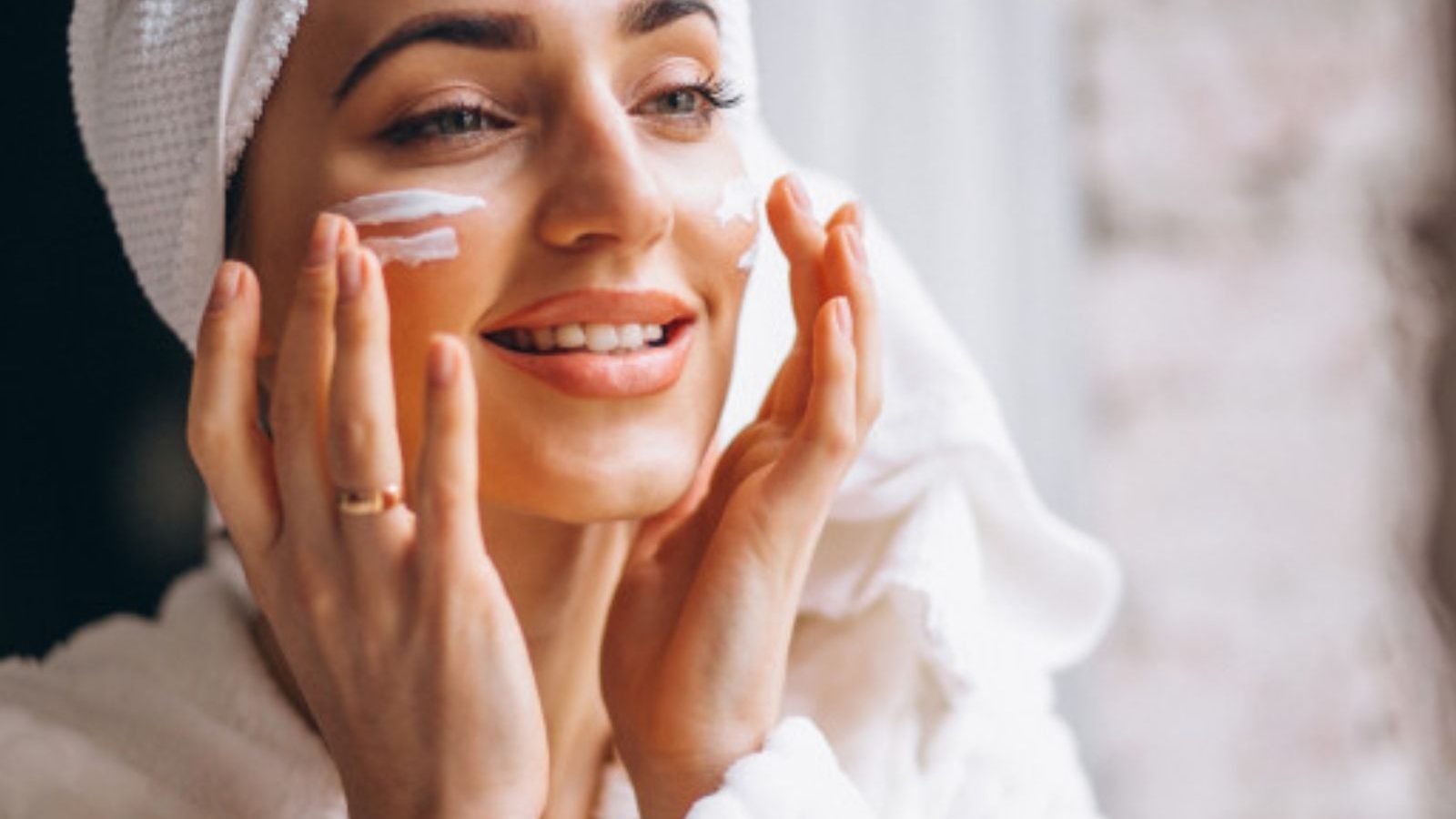 NewYear resolution 2022 : இந்த ஆண்டு உங்கள் சருமத்தை பராமரிக்க நீங்கள் எடுக்க வேண்டிய உறுதிமொழிகள்