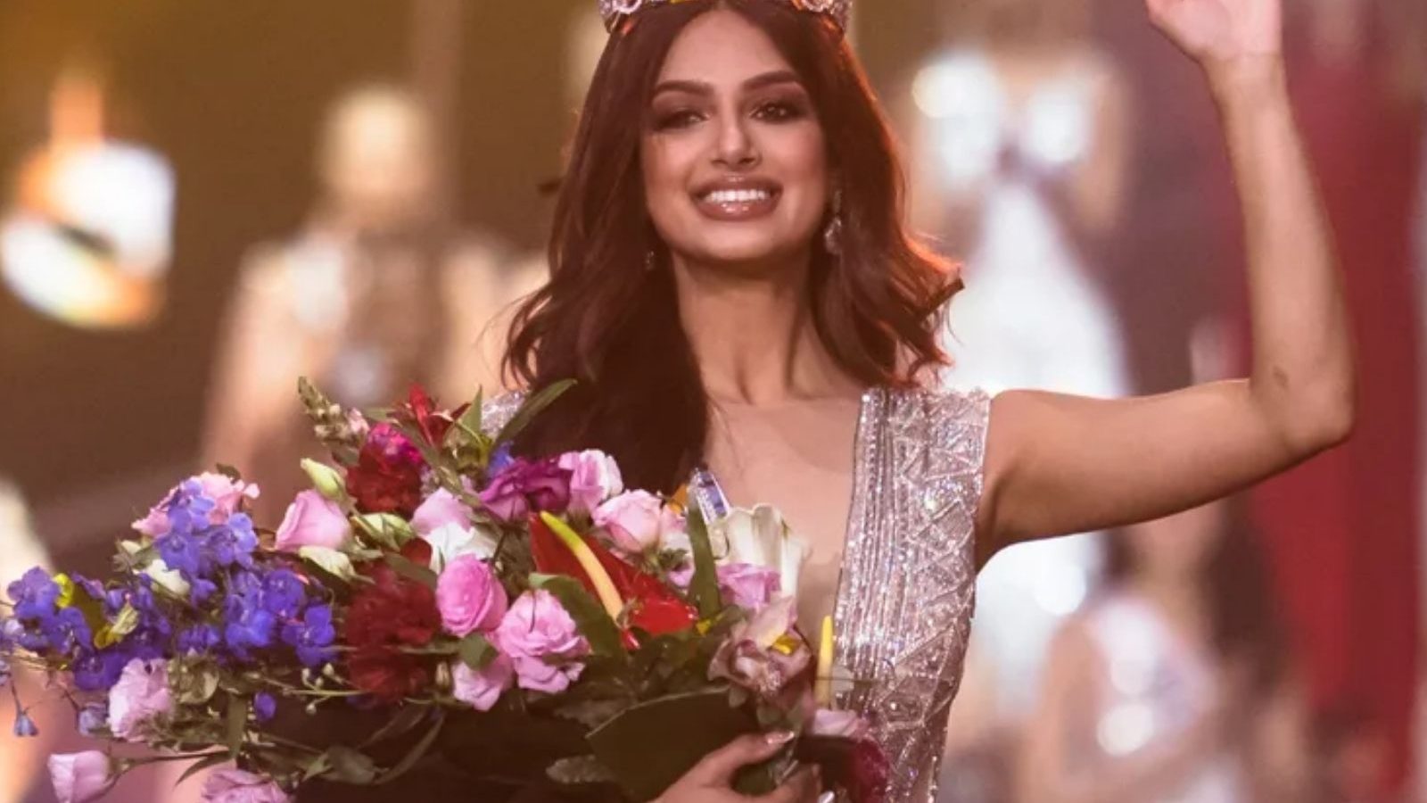 21 ஆண்டுகளுக்கு பிறகு மிஸ் யுனிவர்ஸ் 2021 டைட்டில் வென்ற இந்திய பெண் ஹர்னாஸ் சாந்து