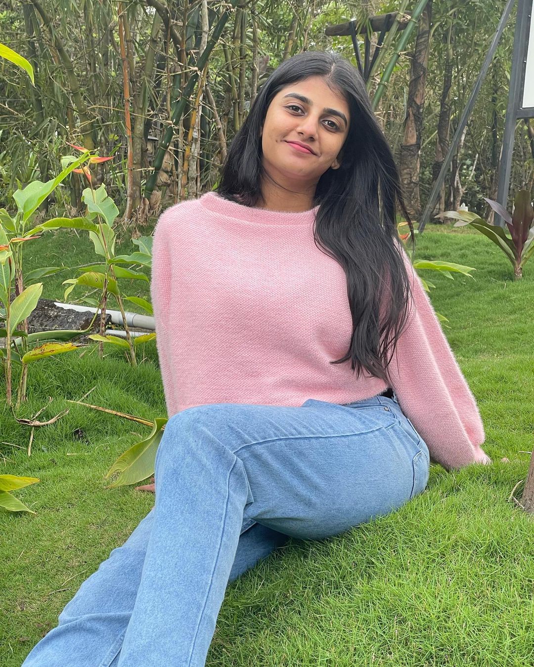  நடிகை கேப்ரியெல்லா ( Image :Instagram @gabriellacharlton_)