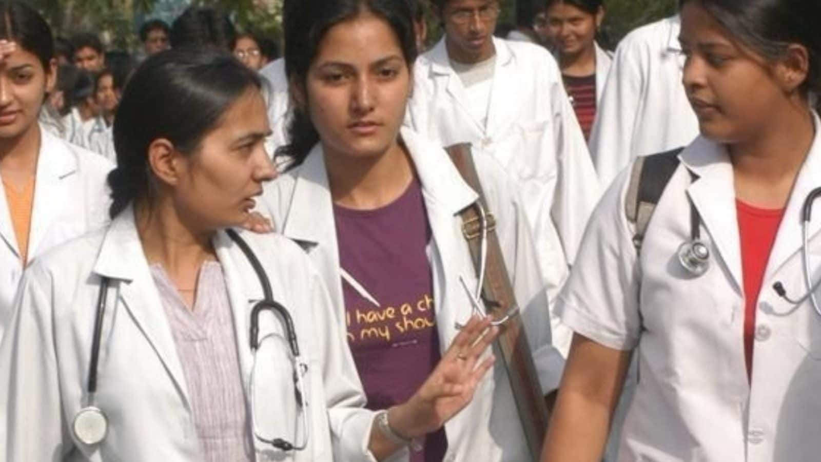 அதிக மருத்துவக் கல்லூரிகள் கொண்ட மாநிலத்தில் தமிழகம் முதலிடம்!