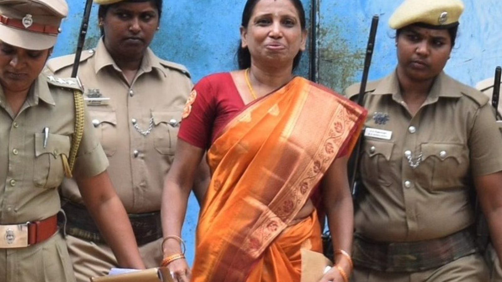 நளினிக்கு ஒரு மாதம் பரோல் - தமிழக அரசு