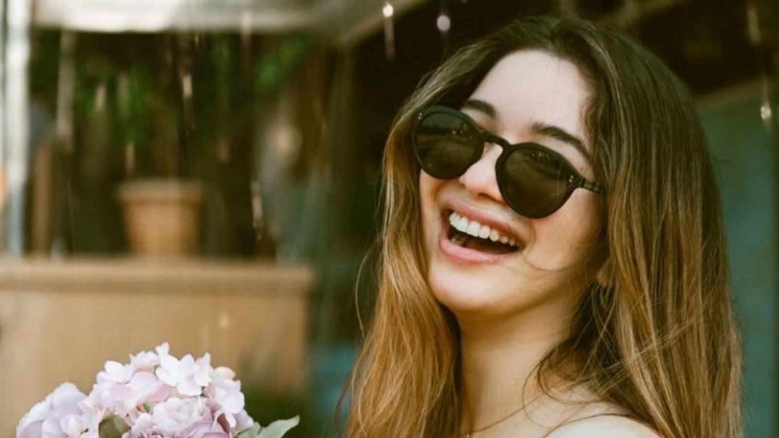 சச்சின் மகளா இது! சாரா டெண்டுல்கரின் வைரல் போட்டோஸ்..