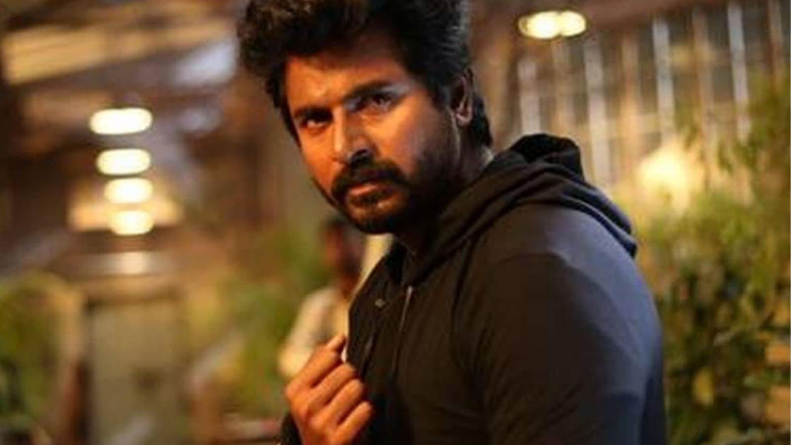 சின்னத்திரை டூ வெள்ளித்திரையில் தடம் பதித்த குழந்தைகளின் சூப்பர் ஹீரோ சிவகார்த்திகேயன்!