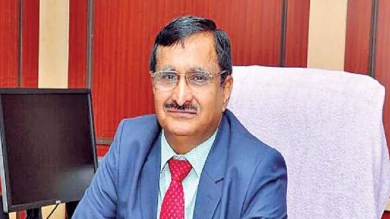 கலையரசன் விசாரணை ஆணைய அறிக்கையை சூரப்பாவுக்கு அனுப்ப வேண்டும்- உயர் நீதிமன்றம் உத்தரவு