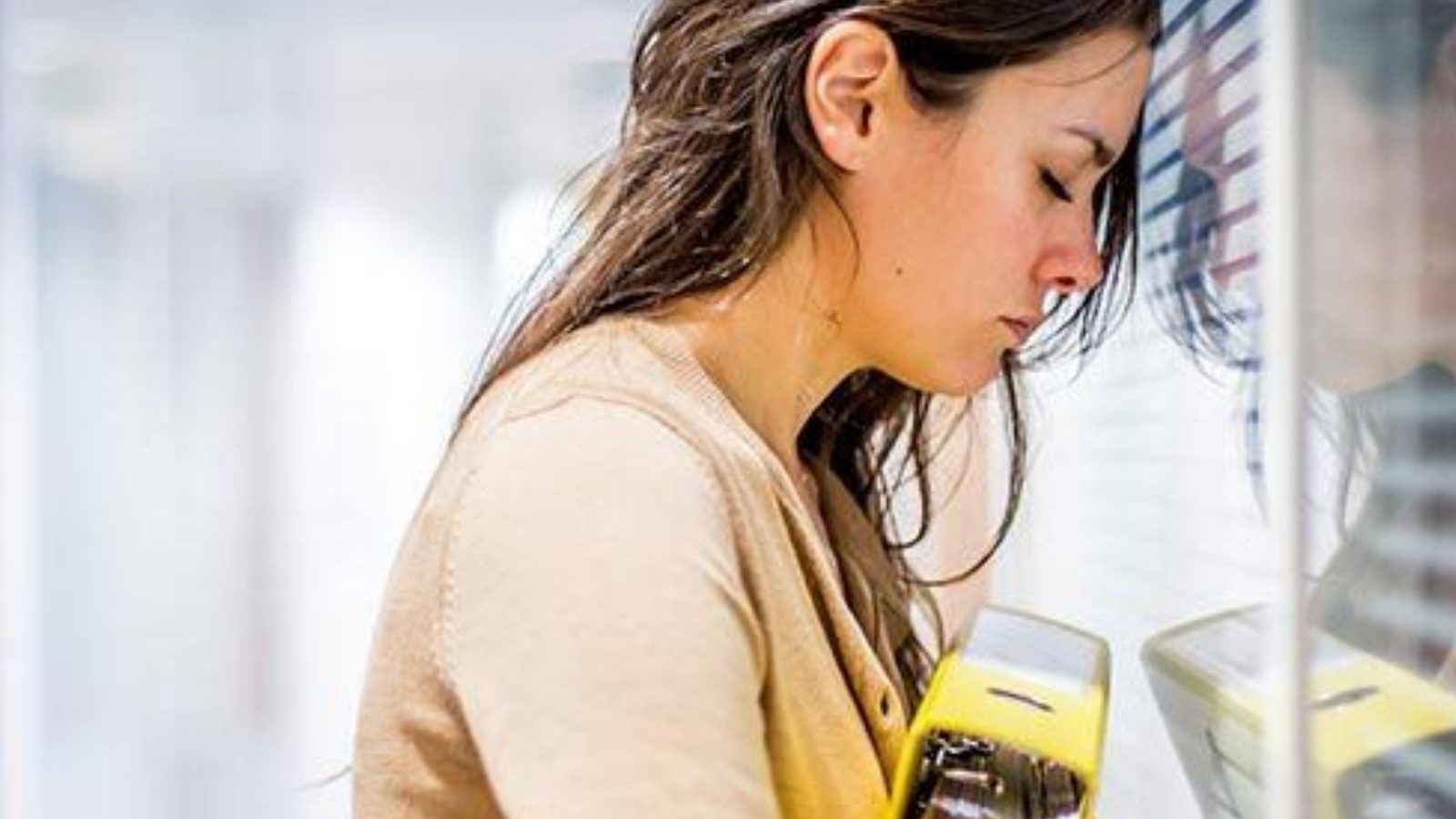 இளம் வயதிலேயே பெண்களை தாக்கும் 5 வகை நோய்கள் : எச்சரிக்கும் மகப்பேறு மருத்துவர்கள்