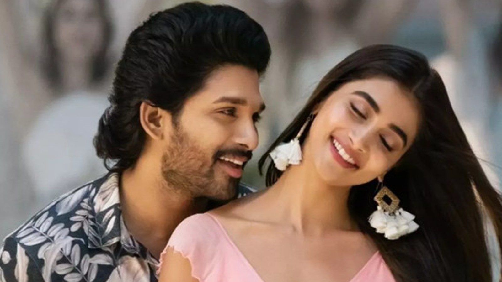 ’ஆல வைகுந்தபுரமுலு’ இந்தி வெளியீட்டிலிருந்து பின்வாங்கிய கோல்ட் மைன்ஸ்!