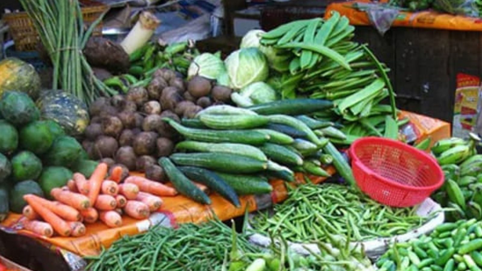 நாமக்கல்: இன்று (17-01-2022) உழவர் சந்தையில் காய்கறி மற்றும் பழங்கள் விலை நிலவரம் இவைதான்! 