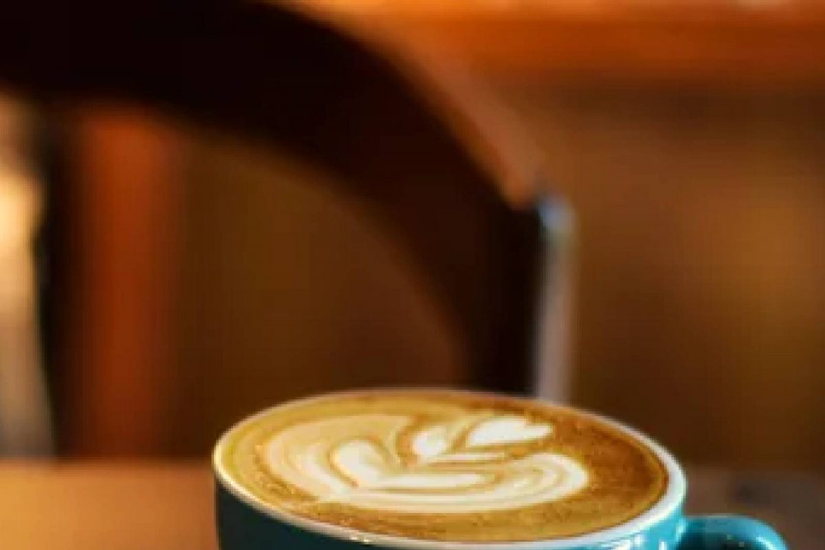 High Salary Coffee Master | நீங்கள் பெருநகரங்களில் வாழ்பவர்கள் என்றால், ’கஃபே காபி டே’, ‘ஸ்டார்பக்ஸ்’ போன்ற பிரபல காஃபி நிறுவனங்களில் என்றாவது ஒருநாள் காஃபி அருந்தியிப்பீர்கள். 