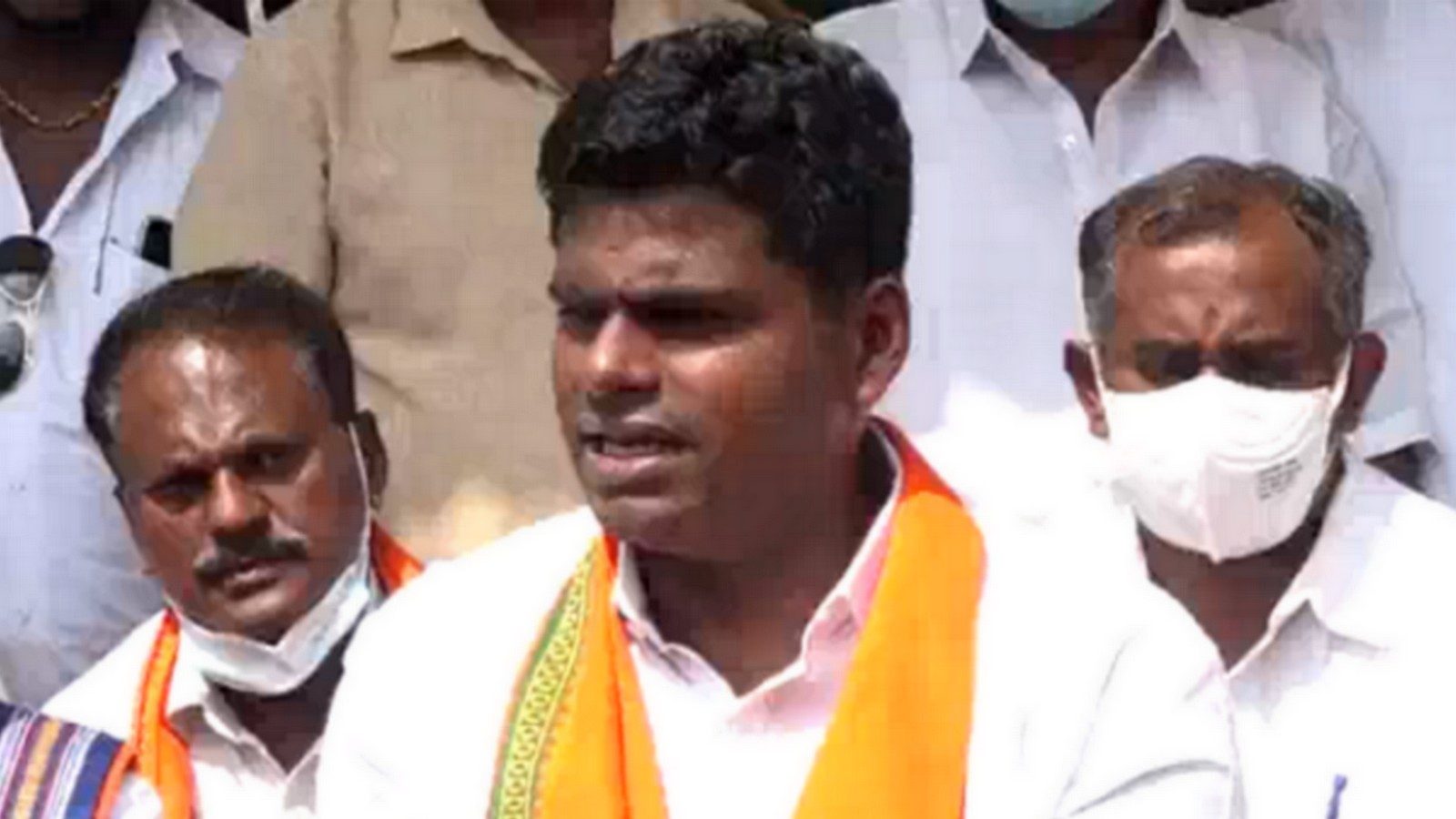 சாதி அரசியல் செய்யக்கூடாது என்ற நிலைப்பாடுகளால் பலர் பாஜகவில் இருந்து விலகி சென்றுள்ளனர் - அண்ணாமலை