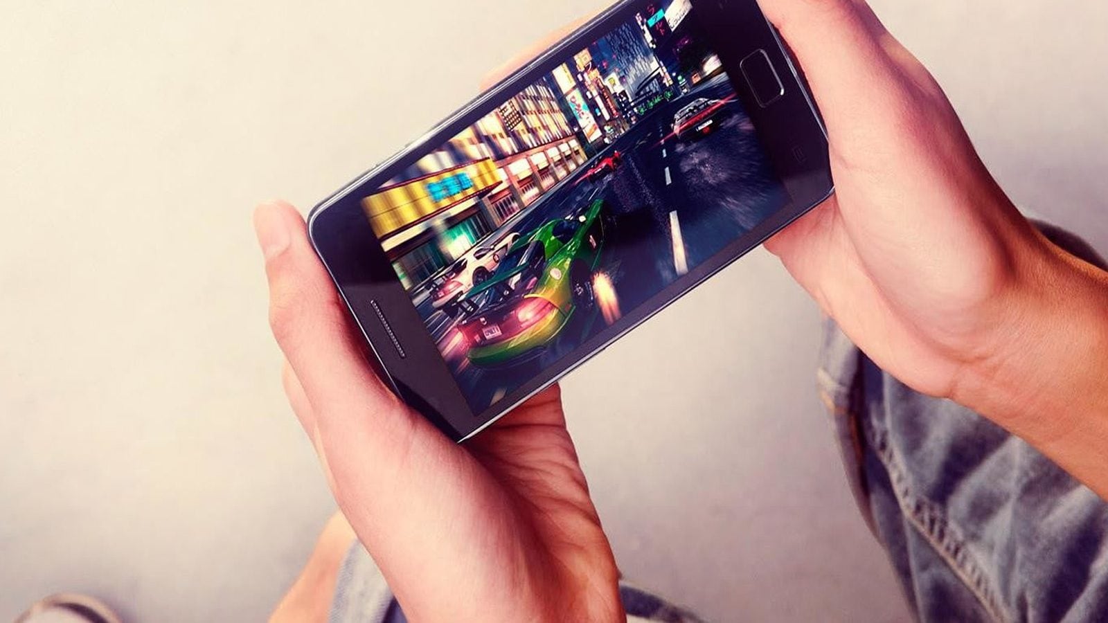 ஆன்லைன் விளையாட்டிற்கு அடிமையாவதால் ஏற்படும் பாதிப்புகள்... இதை தெரிந்துகொண்டு விளையாடுங்கள்..!