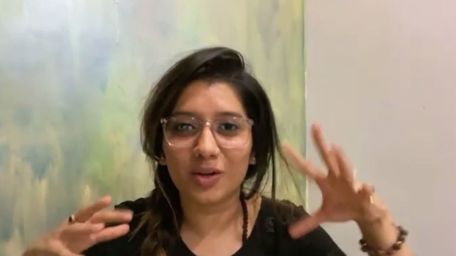 என்ன புண்ணியம் பண்ணினேன்னு தெரில... விஜய் டிவி பிரியங்கா நெகிழ்ச்சி வீடியோ!