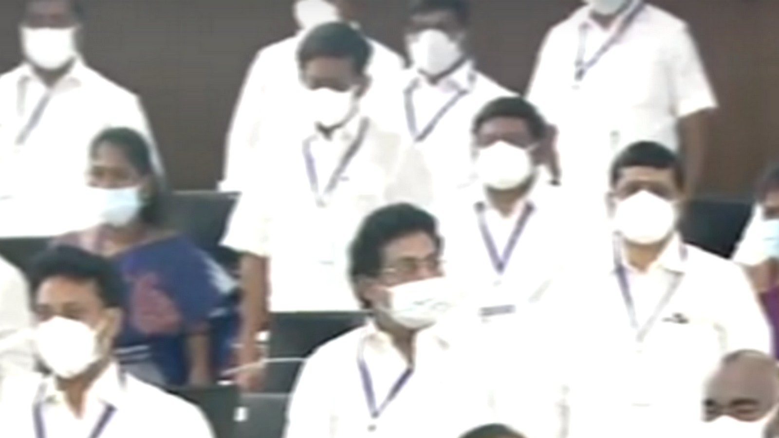 சட்டப்பேரவையில் இருந்து திமுக கூட்டணி கட்சி எம்.எல்.ஏ.க்கள் வெளிநடப்பு