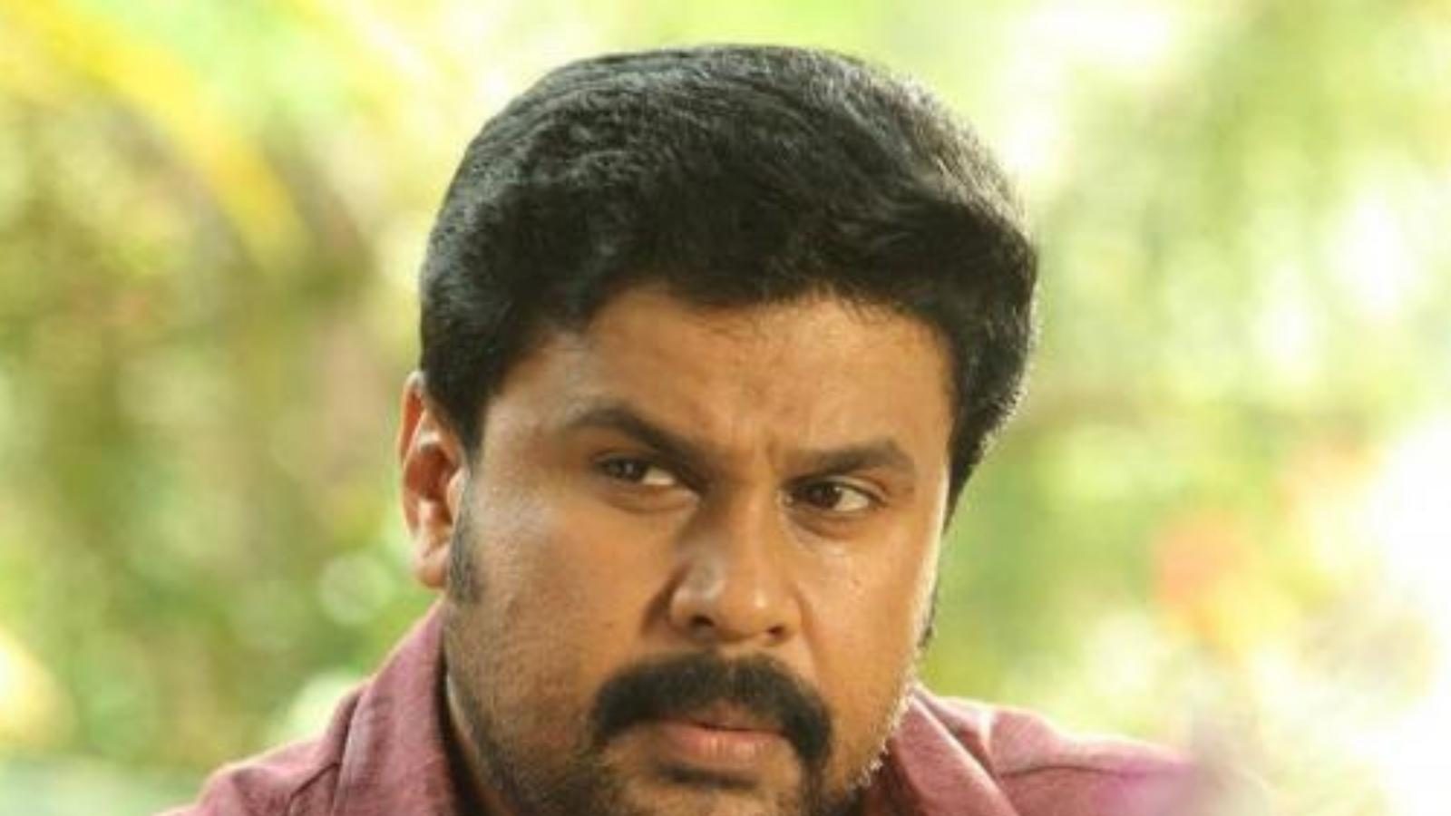 பாலியல் துன்புறுத்தல் வழக்கில் பிரபல நடிகர் திலீப்புக்கு முன்ஜாமீன் வழங்கிய உயர்நீதிமன்றம்