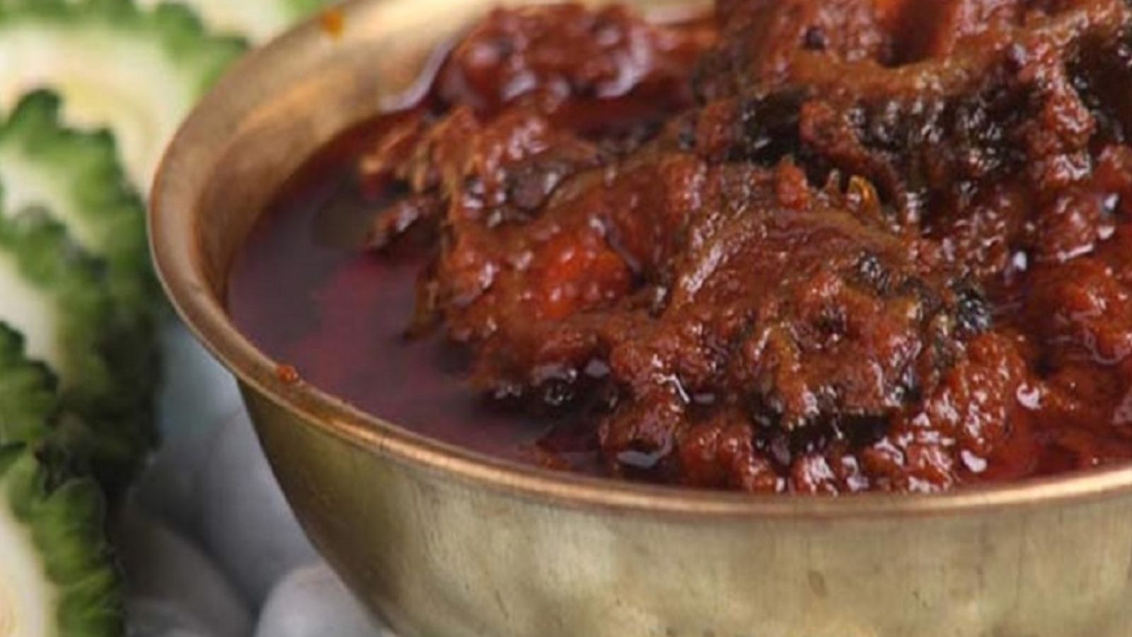 பாகற்காய் ஊறுகாய் செய்வது எப்படி?