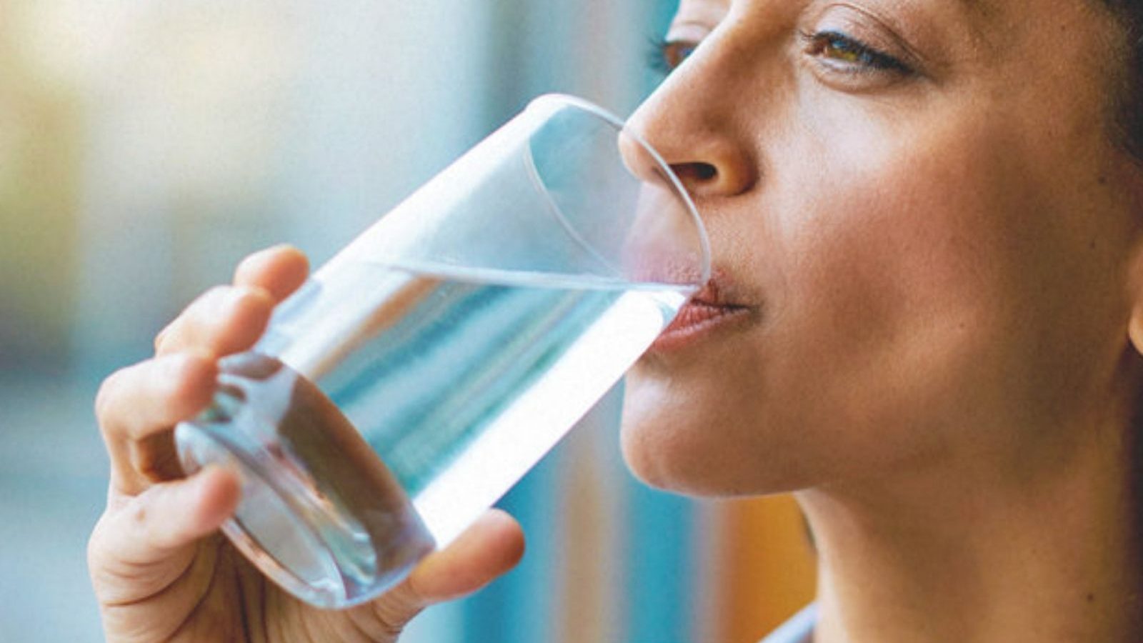 வந்தாச்சு வெயில் காலம்… தண்ணீர் மட்டுமே உடலின் நீர்ச்சத்து தேவையை நிறைவேற்றுமா? கைட்லைன்ஸ் இதோ