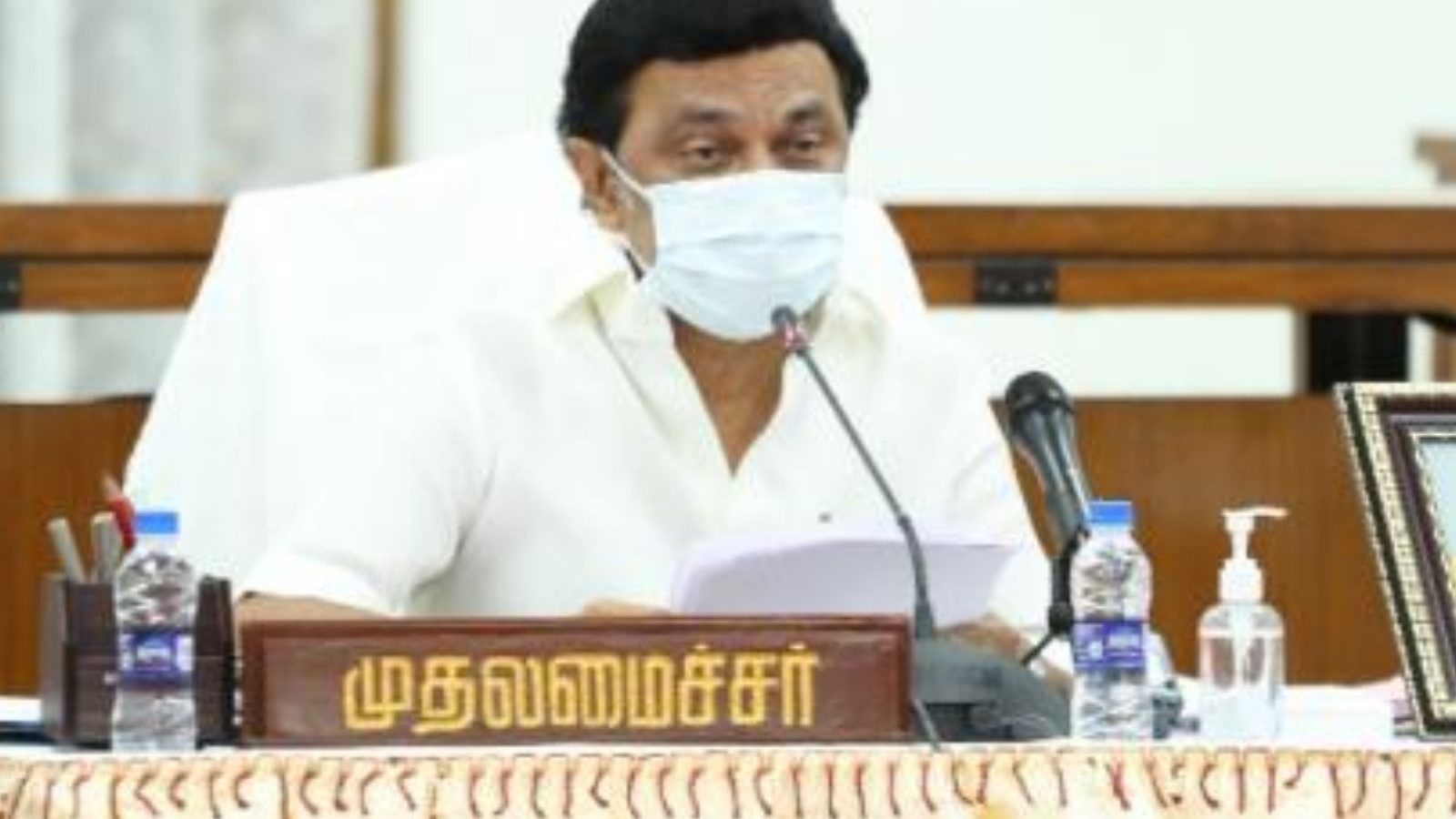 அரசுத் துறையின் செயல்பாடுகள், செயல்படுத்தப்படும் திட்டங்கள் குறித்து துறை செயலாளர்களுடன் முதல்வர் ஸ்டாலின் ஆலோசனை!