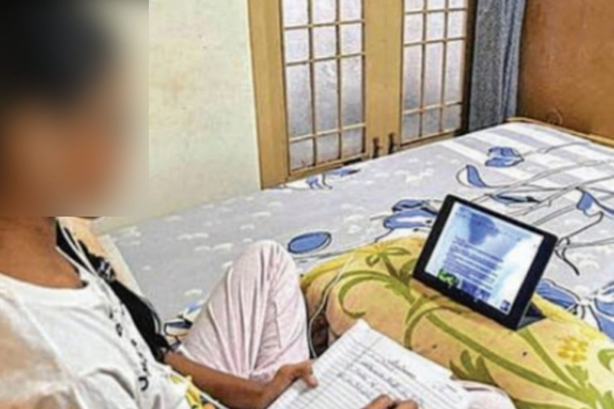 மிஸ் இந்தி தேசிய மொழி இல்ல..டீச்சருக்கு வகுப்பெடுத்த சிறுமி