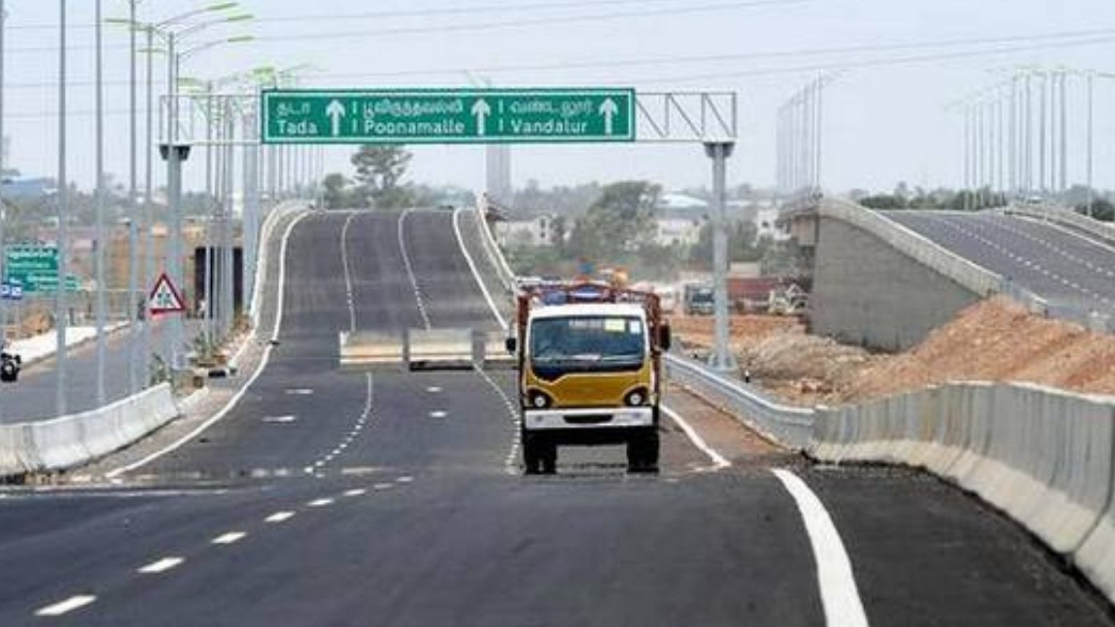 மீஞ்சூர்- வண்டலூர் வெளி வட்டச் சாலையில் நாளைமுதல் சுங்கக் கட்டணம் வசூல்