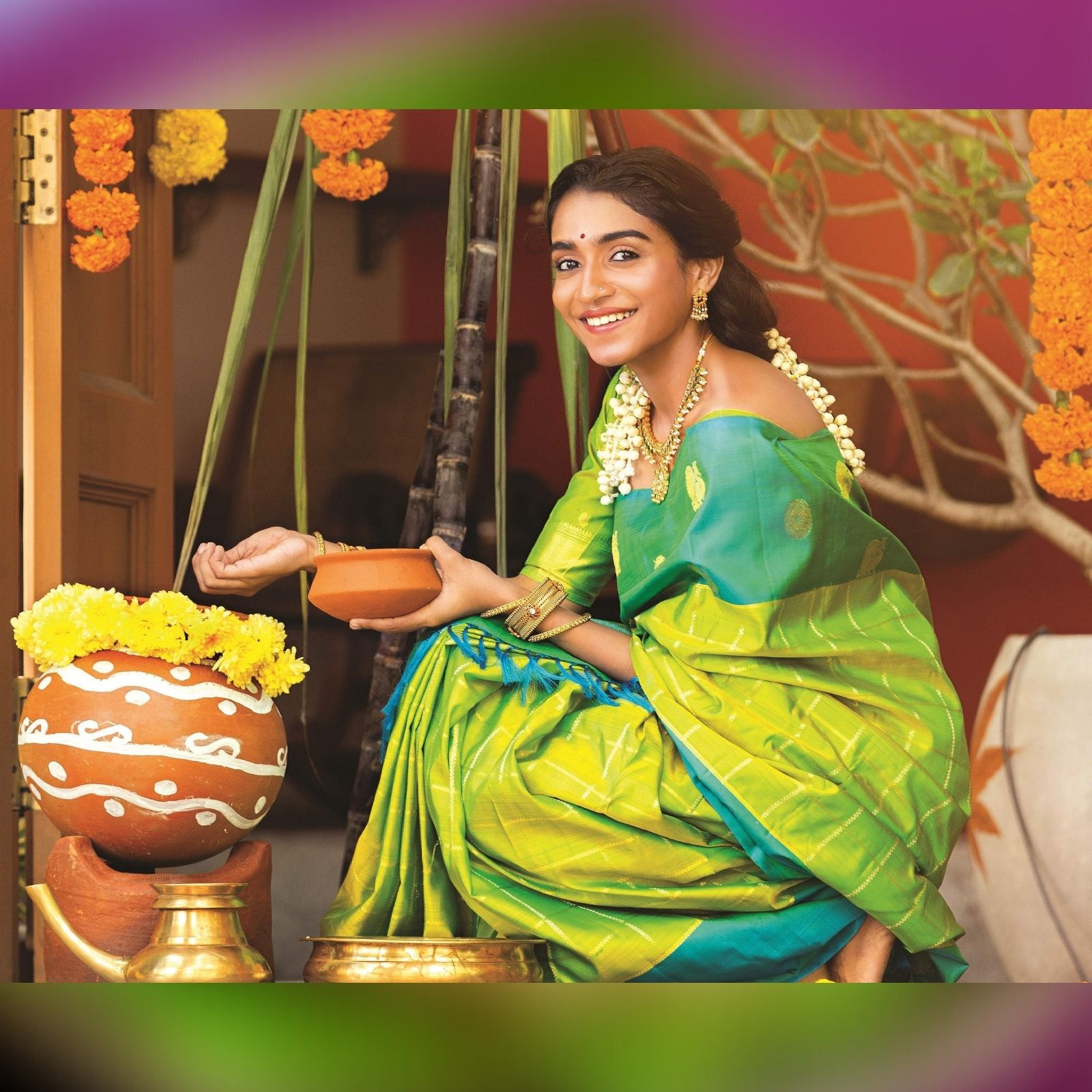  பொங்கல் என்றாலே ஊர் கூடி பொங்கல் வைத்து வழிபடுவதுதான் சிறப்பு. தற்போதைய காலகட்டத்தில் அப்படி ஊர் கூடி கொண்டாடுவதில்லை என்றாலும் உறவினர்கள் ஒன்று கூடி பொங்கலை மகிழ்ச்சியாக கொண்டுவது வழக்கம். ஆனால் தற்போது கொரோனா வைரஸ் அச்சம் இருப்பதால் பாதுகாப்பு முன்னெச்சாரிக்கைகளையும் கடைபிடிப்பது அவசியம். அப்படி என்னென்ன விஷயத்தில் கவனமாக இருக்க வேண்டும் என்று பார்க்கலாம்.