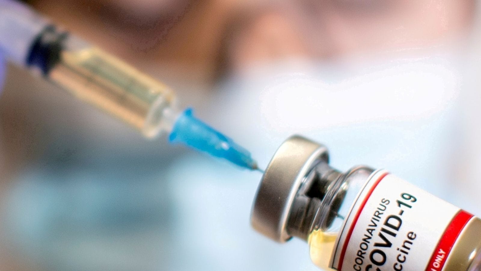 91% இந்தியர்கள் கொரோனா தடுப்பூசிகள் தொற்றிலிருந்து பாதுகாக்கும் என நம்பிக்கை : கணக்கெடுப்பில் தகவல்