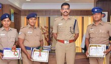தேனி : மாநில அளவிலான போட்டியில் தங்கப் பதக்கம் வென்ற காவலர்கள்