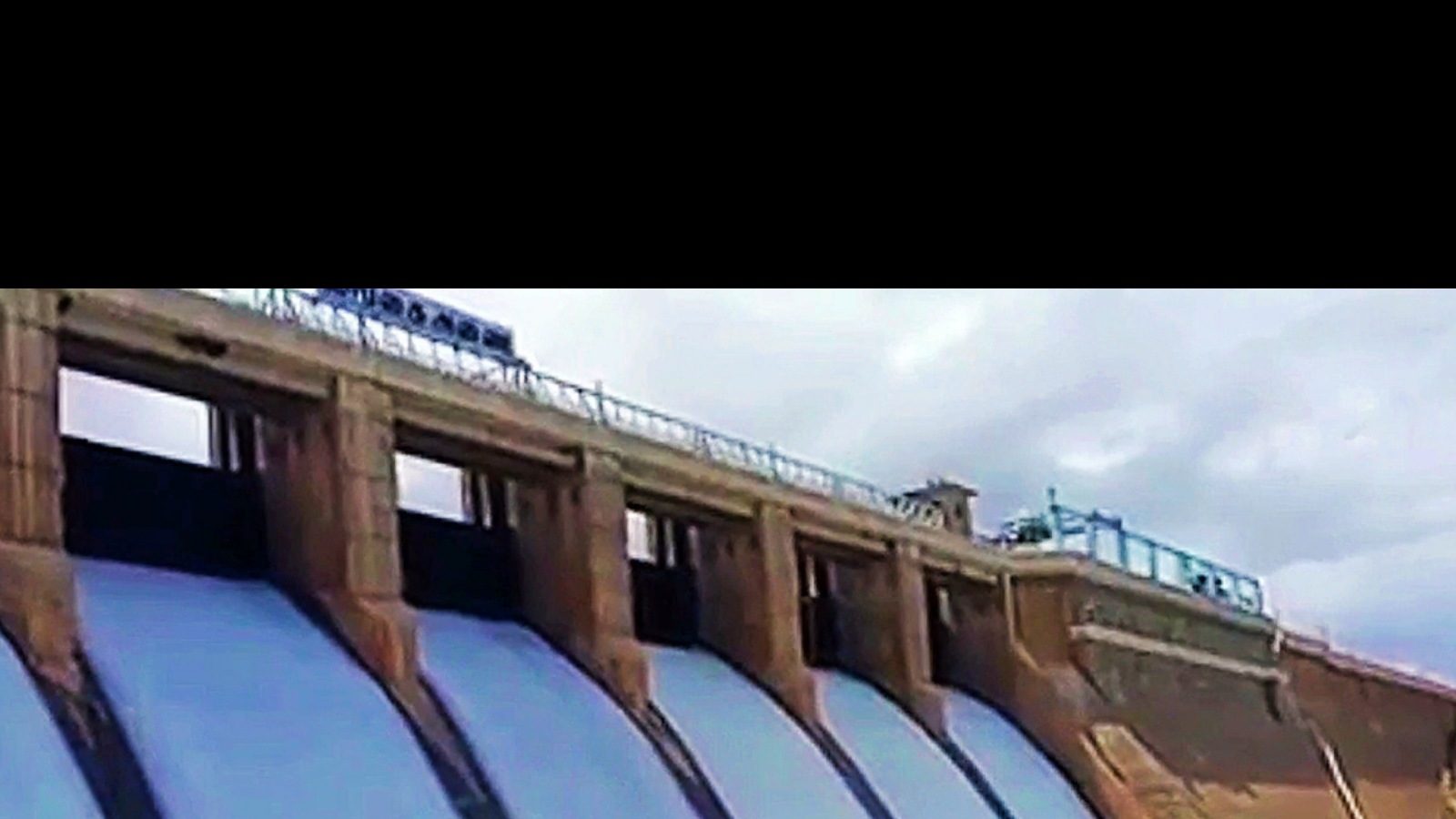 வைகை அணையில் இருந்து முதல் போக சாகுபடிக்காக  தண்ணீர் திறப்பு..!