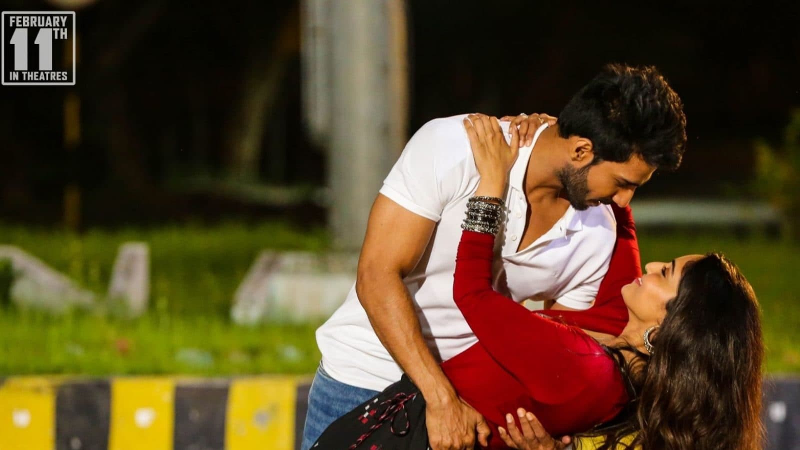 திரையரங்கில் வெளியாகும் முன்பே 22 கோடிகள் வசூலித்த FIR!