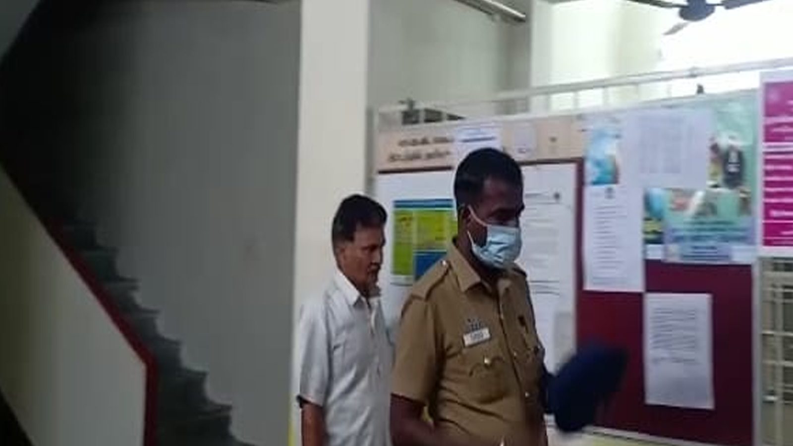 பள்ளி மாணவிகளுக்கு பாலியல் தொல்லை - தலைமையாசிரியர் போக்சோ சட்டத்தில் கைது