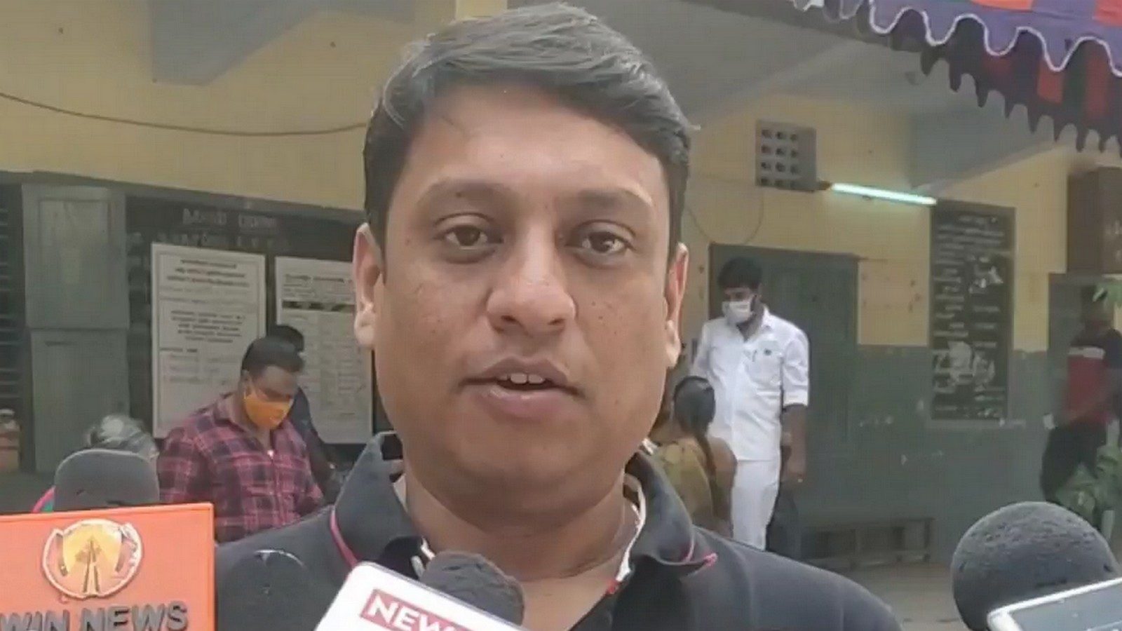 ஓட்டுபோடுவதற்காகவே அமெரிக்காவிலிருந்து பறந்து வந்த காஞ்சிபுரத்தை சேர்ந்த இந்திய குடிமகன்