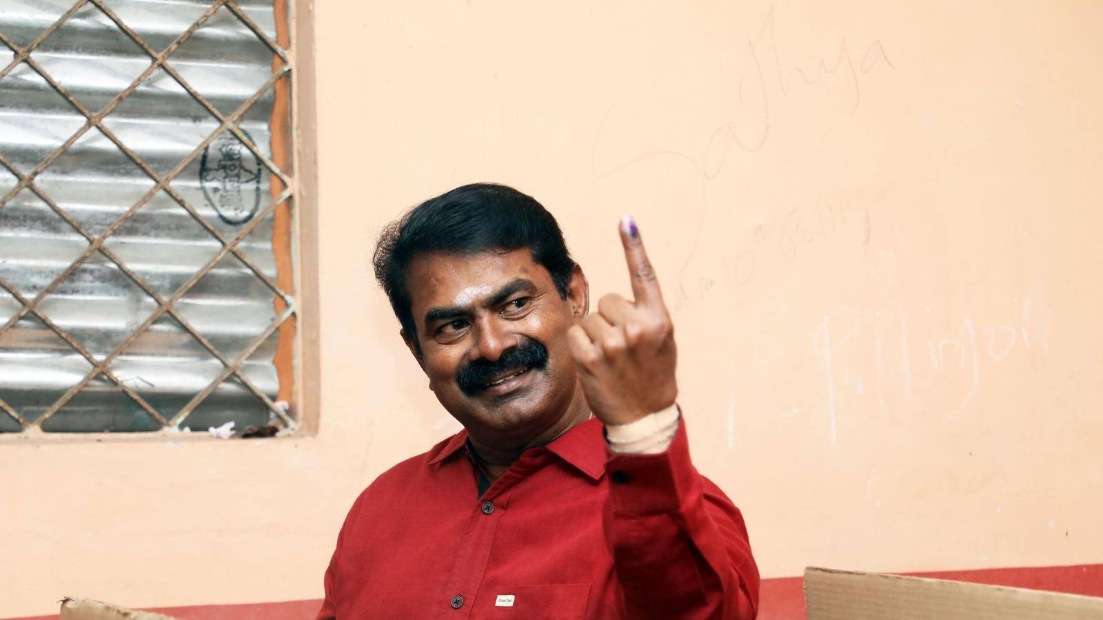 வார்டு கவுன்சிலர் தேர்தலுக்கு வரிசையில் நின்று ஓட்டுப் போடுகிறோம்; குடியரசு தலைவருக்கு போட மாட்டோமா? : சீமான் கேள்வி