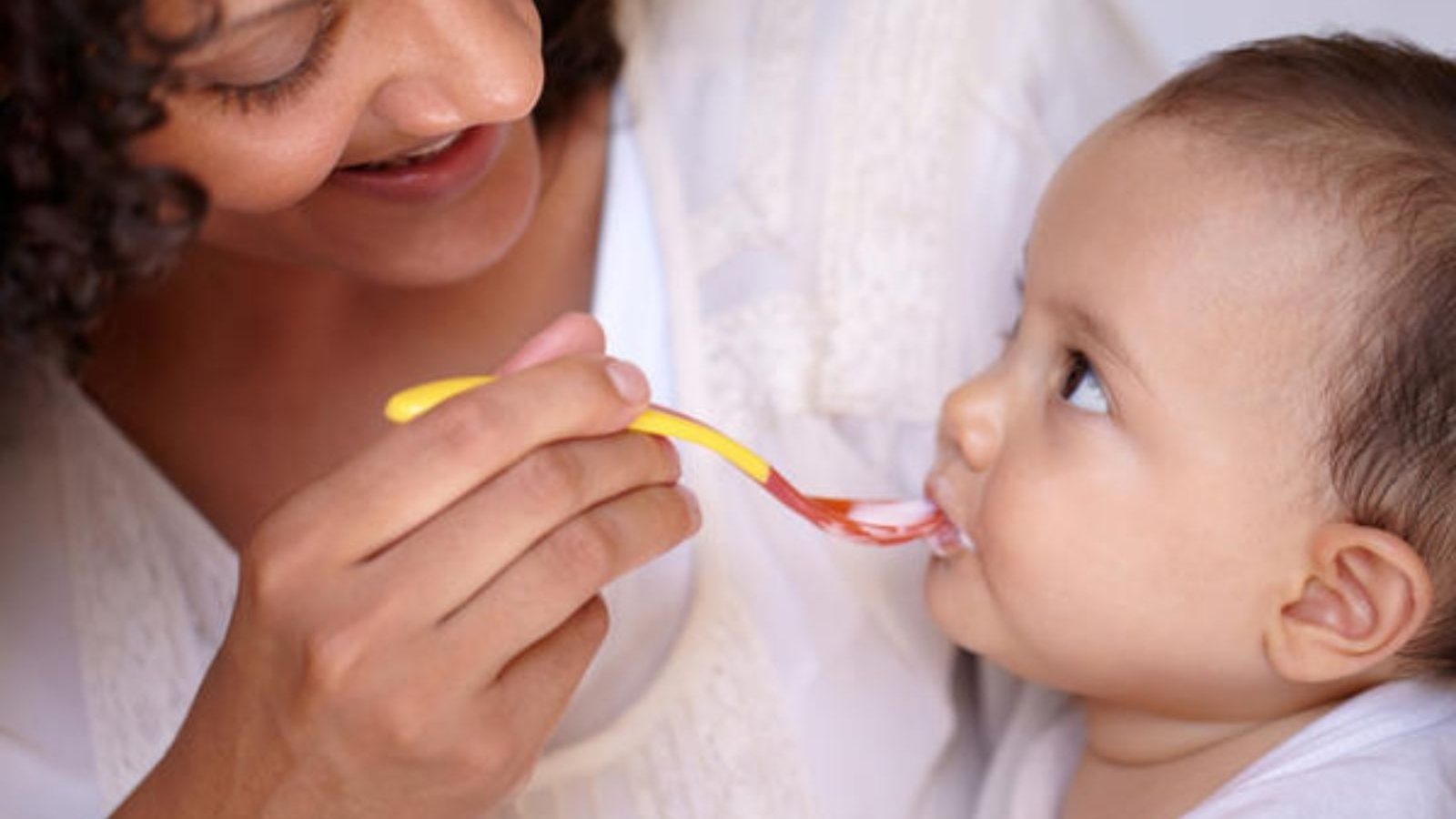 டாப் 5 சூப்பர்ஃபுட்ஸ்… குழந்தைகளின் கண் ஆரோக்கியத்தை மேம்படுத்த பெற்றோருக்கான கைட்லைன்ஸ்!