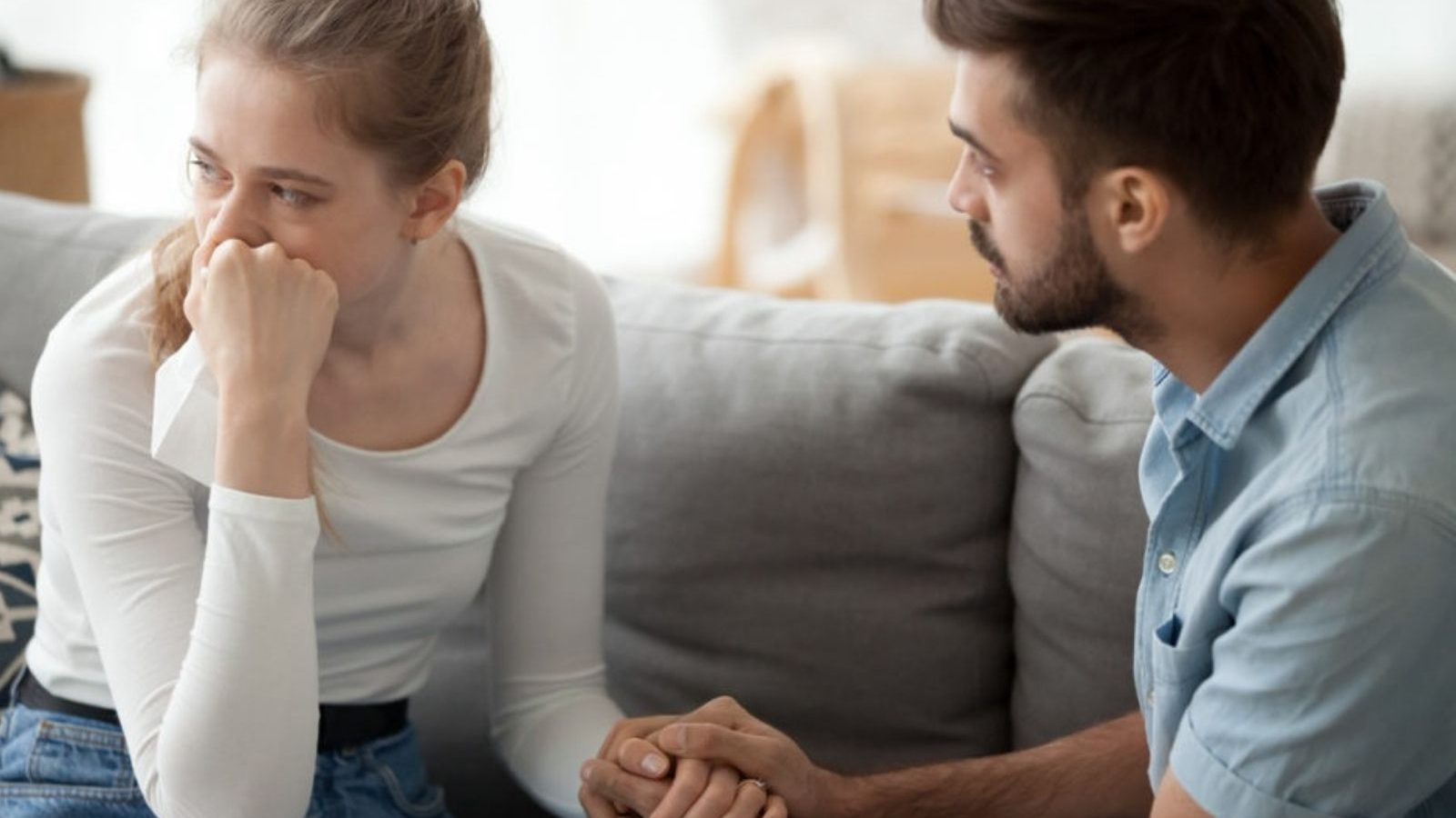 Fertility Problems : உங்கள் பிரச்சனைகளுக்கு ஏற்ற கருதரித்தல் மருத்துவரை தேர்வு செய்வது எப்படி?