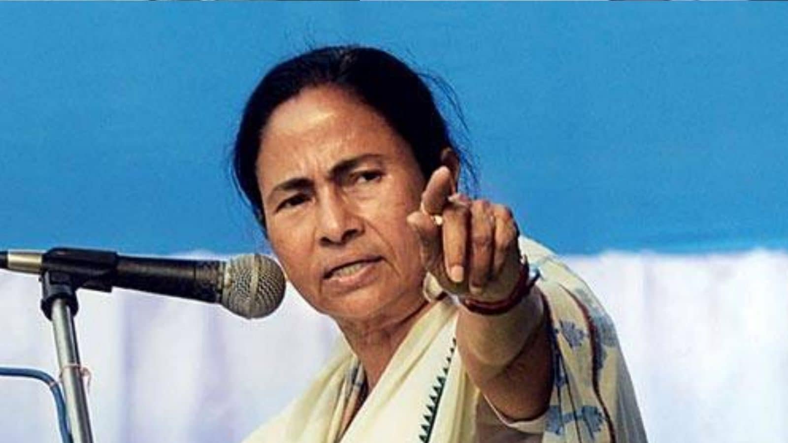 உள்ளாட்சித் தேர்தலில் சுயேட்சை: 125 பேரை கட்சியில் இருந்து நீக்கிய திரிணாமுல் காங்கிரஸ்