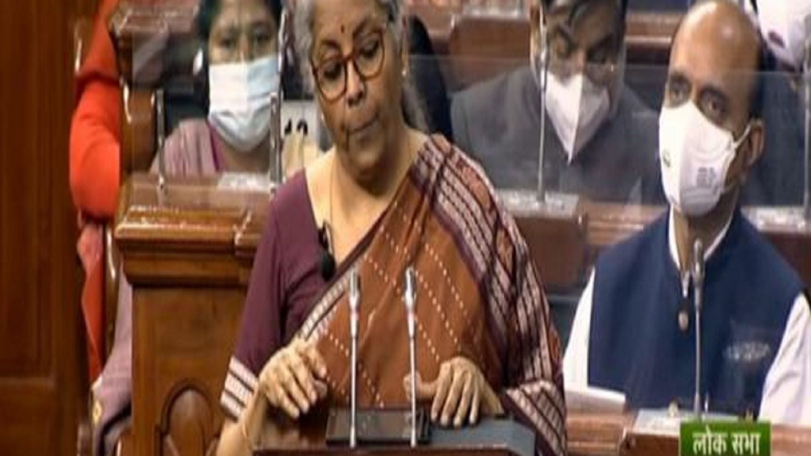 Union Budget 2022: ஏழைகளுக்கு 80 லட்சம் வீடுகள்; தேசிய நெடுஞ்சாலைகள் 25,000 கிமீ தூரத்துக்கு விரிவு படுத்தப்படும்