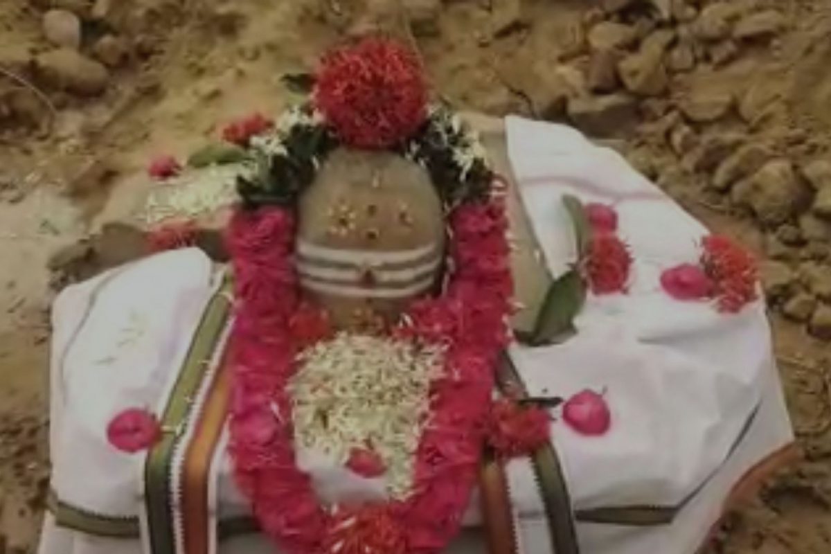 திருவள்ளூர்:400 ஆண்டுகள் பழமைவாய்ந்த சிவலிங்கம்-நந்தி சிலை கண்டெடுப்பு