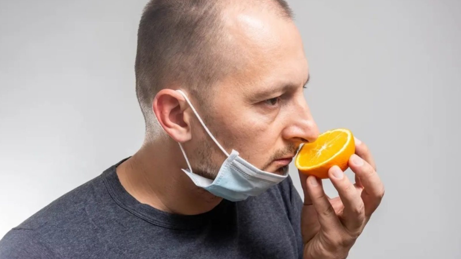 கொரோனாவால் பாதிக்கப்பட்டவர்கள் ஏன் வாசனை உணர்வை இழக்கிறார்கள்.? புதிய தகவல் வெளியானது