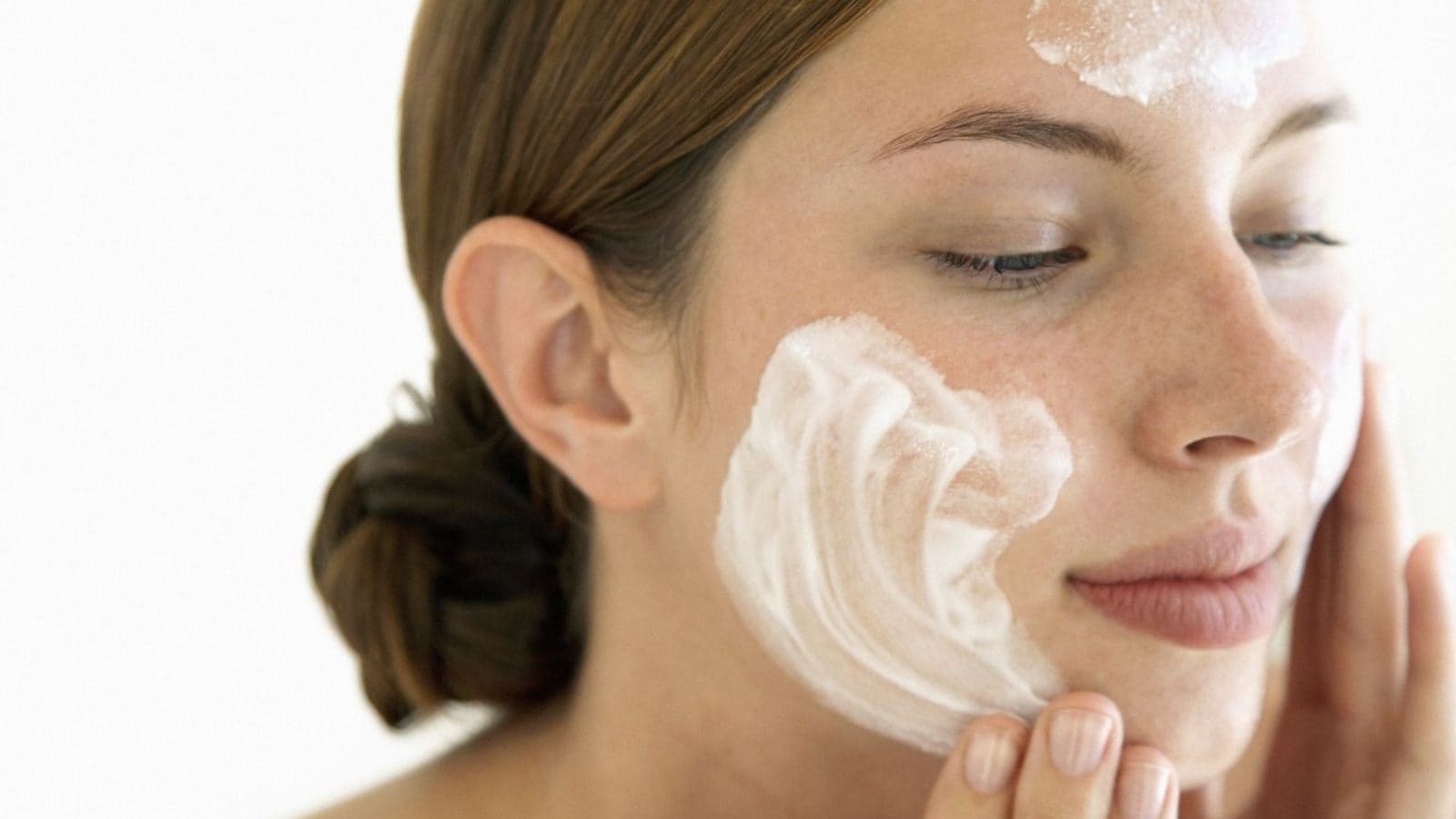 சன்ஸ்கிரீனை தேர்வு செய்யும் முன்பு இந்த 5 விஷயங்களை கட்டாயம் மறக்காதீங்க..!