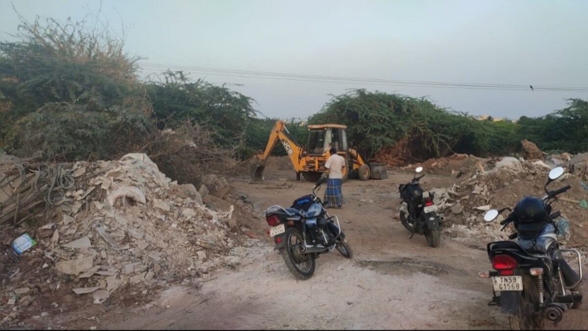 மதுரை கண்ட்ரோல் ரூமுக்கு கிடைத்த போலி தகவலால் பரபரப்படைந்த போலீசார்..