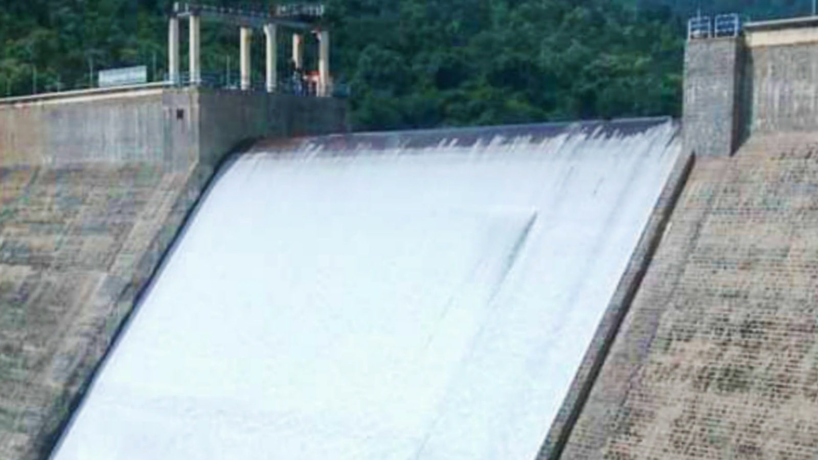 தேனி மாவட்டத்திலுள்ள அணைகளின் நீர்மட்டம் குறித்த விவரம் (22 /03/22)