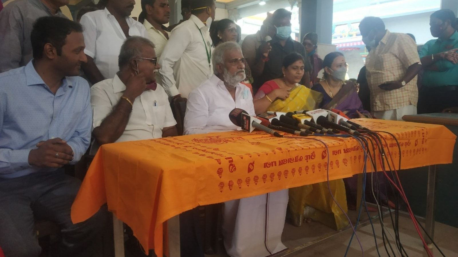 சிதம்பரம் கோயில் குறித்து சட்ட வல்லுனர்களோடு ஆலோசனை நடத்தி நடவடிக்கை எடுக்கப்படும்-அமைச்சர் சேகர்பாபு