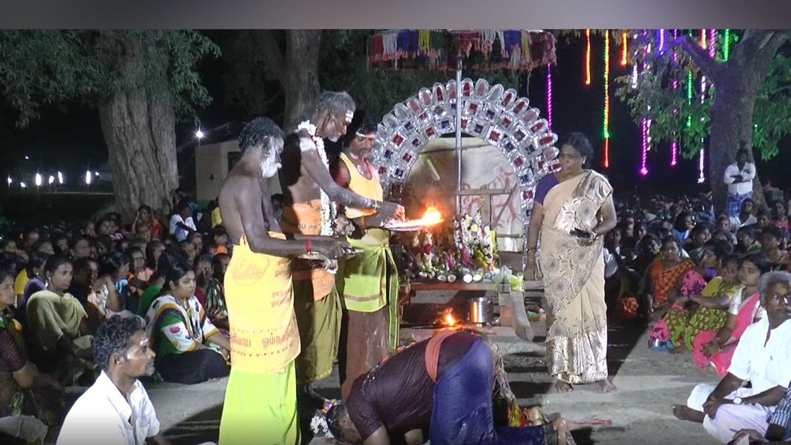 முருகனின் வேலில் வைத்து படைத்த எலுமிச்சம் பழத்தை ரூ.15 ஆயிரத்திற்கு ஏலம் எடுத்த பக்தர்கள்!