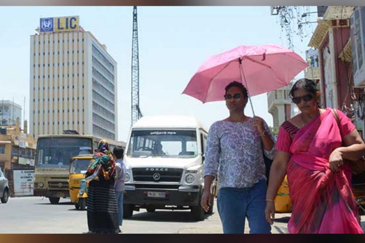 Weather Update | தமிழ்நாடு மற்றும் புதுச்சேரியில் 4ம் தேதி வரை ஒரு சில இடங்களில் மிதமான மழை பெய்ய வாய்ப்புள்ளது என்றும் வானிலை ஆய்வு மையம் தெரிவித்துள்ளது.