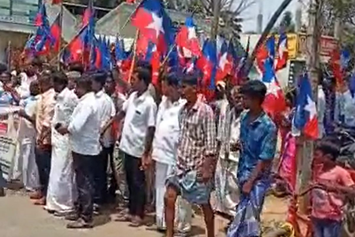 திமுக நிர்வாகிகளை கண்டித்து விசிக ஆர்ப்பாட்டம்