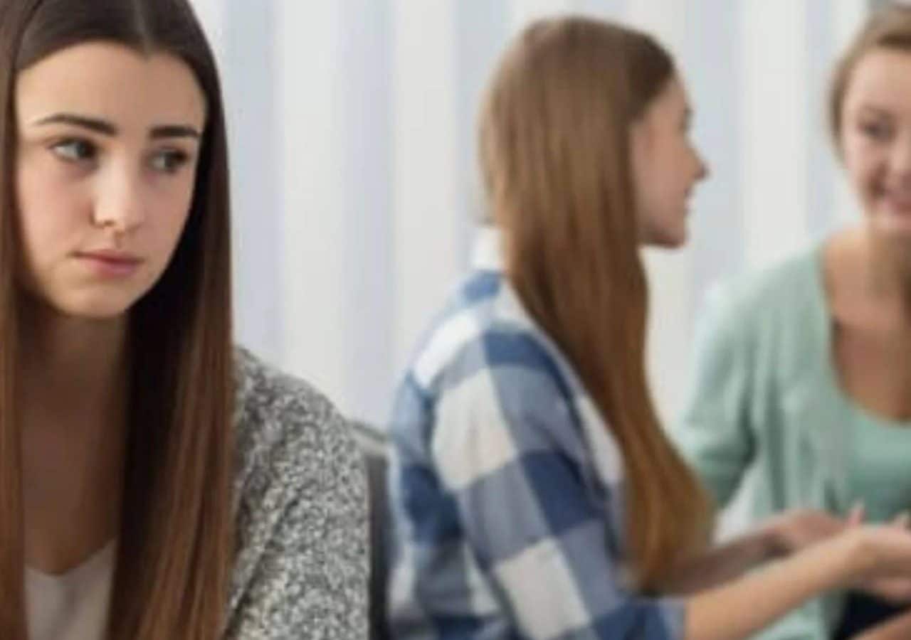 நட்பில் ஏற்படும் பொறாமையை ஹேண்டில் செய்வது எப்படி?