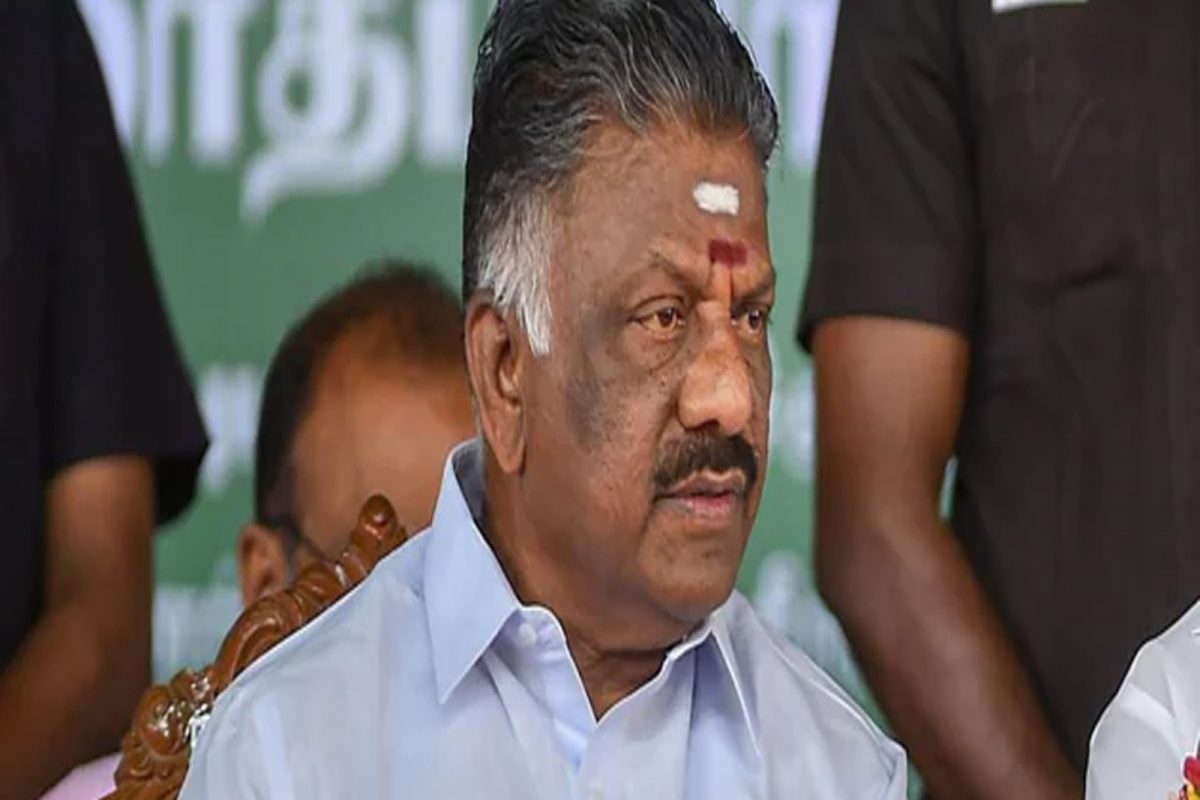அதிமுக பொதுக்குழு கூட்டம் தொடர்பான வழக்கு இன்று விசாரணை