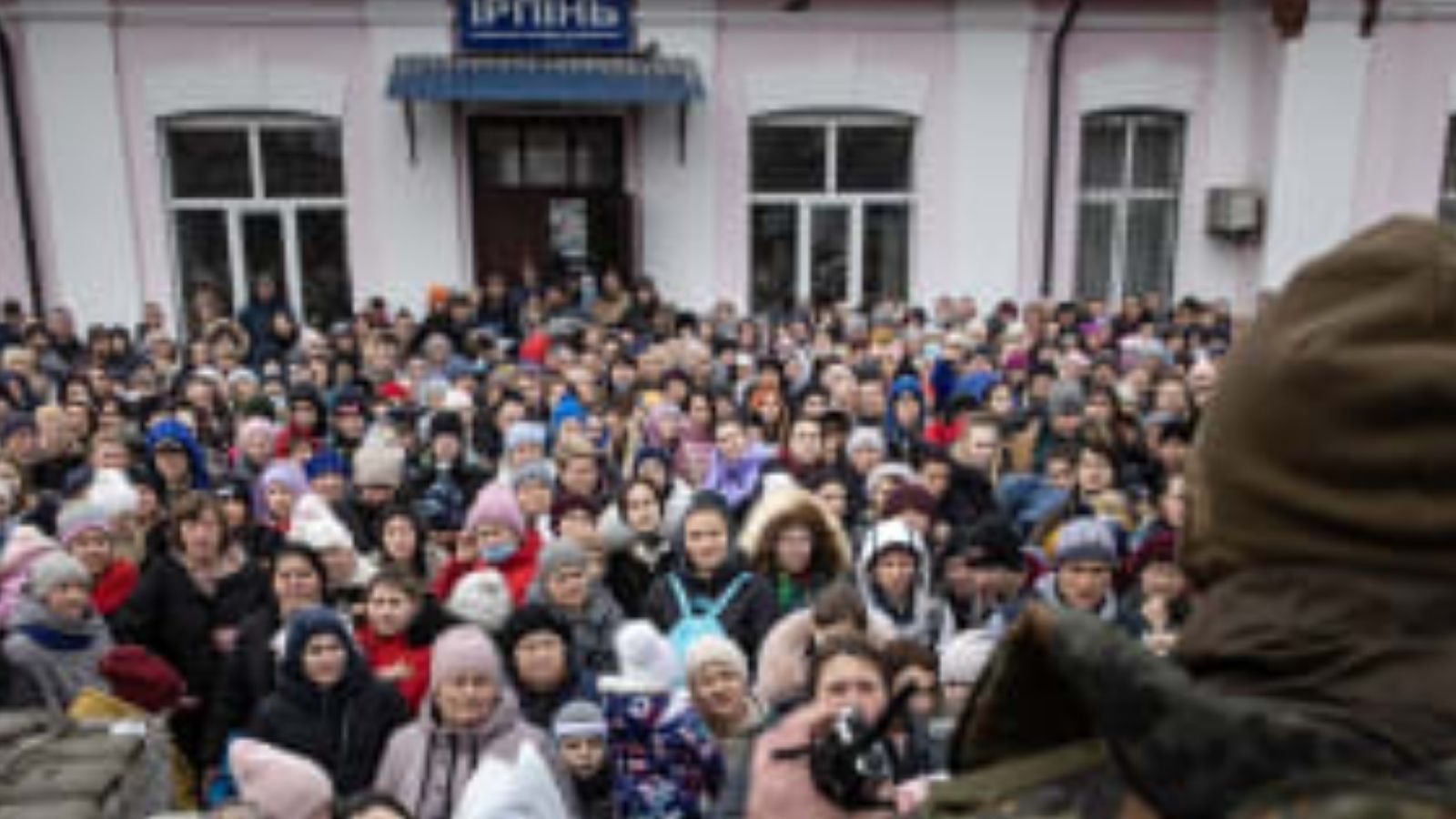 Airbnb வழியாக உக்ரைனுக்கு ஆதரவாக உலகம் முழுவதிலிருந்தும் உதவிக்கரம் நீட்டிய மக்கள்!