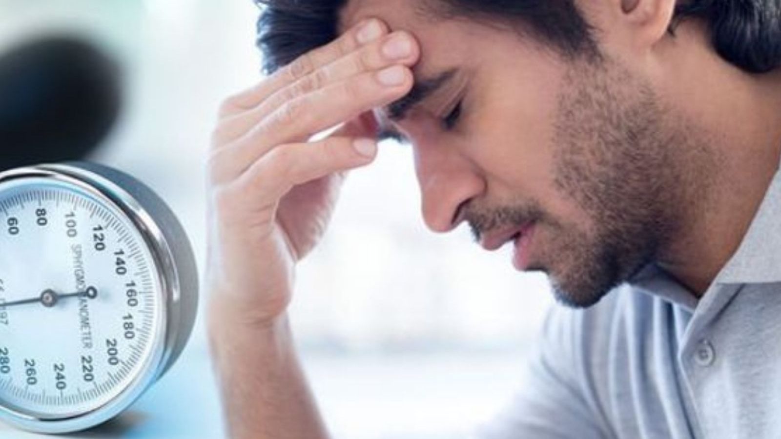 Low Blood Pressure ஆகிடுச்சா... உடனே கிட்சனில் இருக்கும் இந்த பொருட்களை சாப்பிடுங்க..!