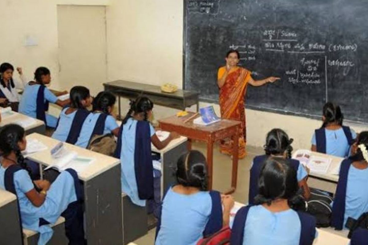 முதுகலை ஆசிரியர் பணியிடங்கள்