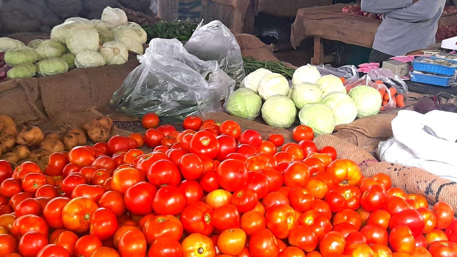 நாமக்கல் உழவர் சந்தையில் காய்கறிகளின் விலையில் சற்று உயர்வு!